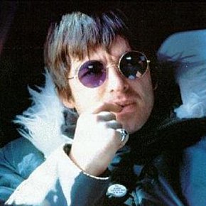 NOEL GALLAGHER OF OASIS INTERVIEWED (1998): Just being here, now